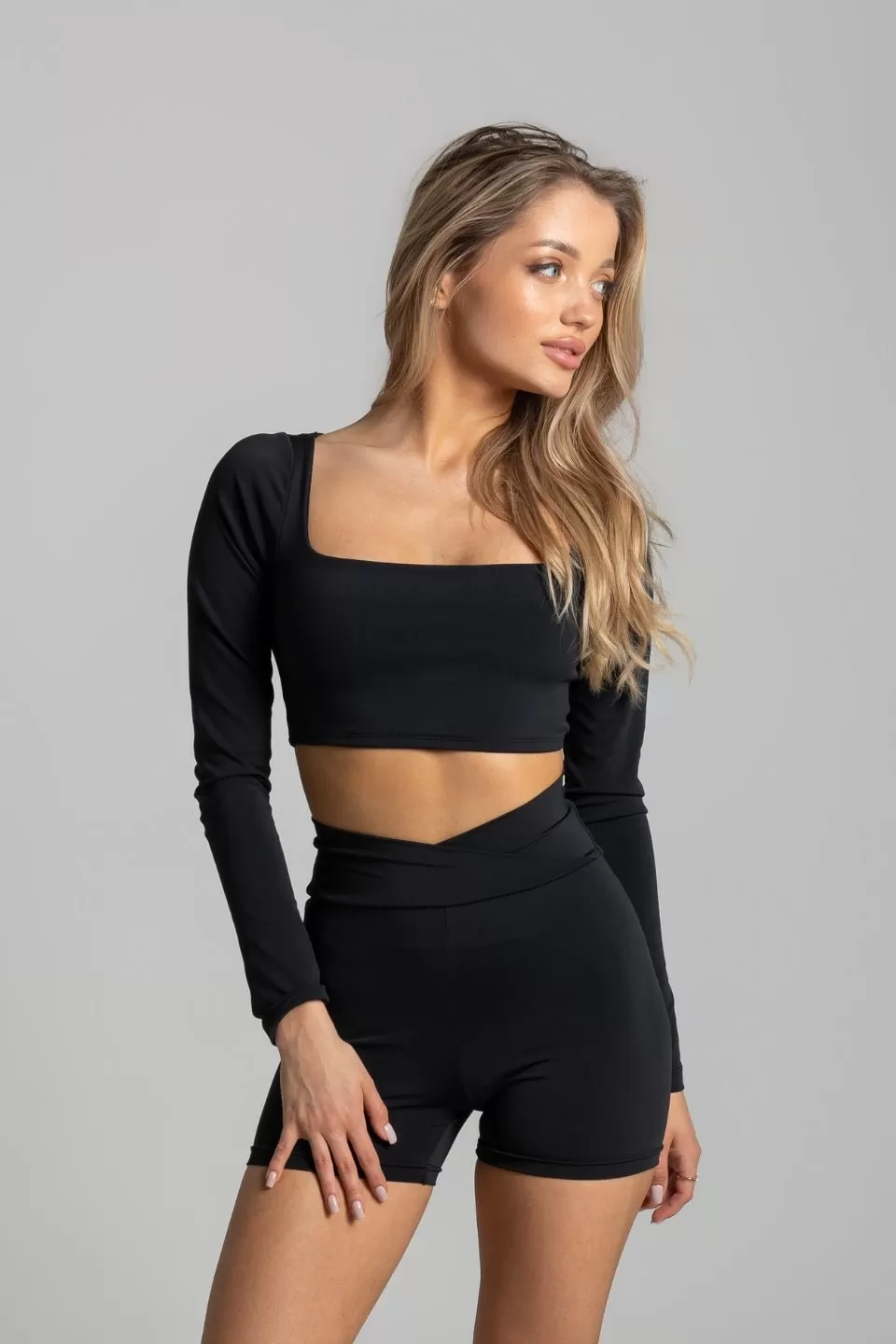 Crop Top z dugim rkawem PATRICIA - czarny sportowy