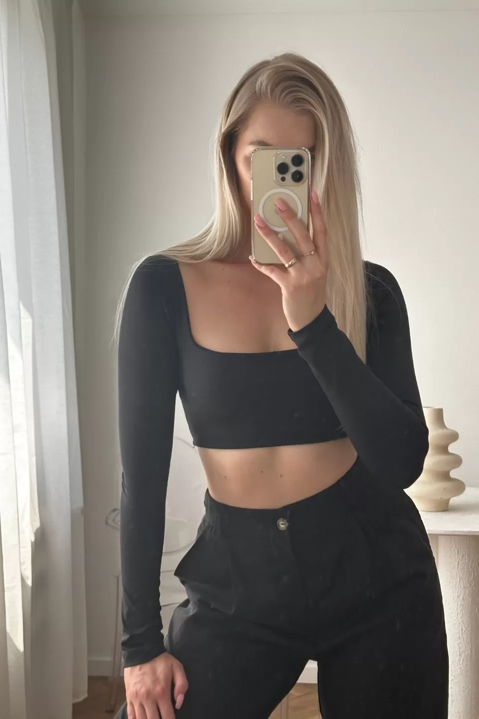 Crop Top z dugim rkawem PATRICIA - czarny sportowy