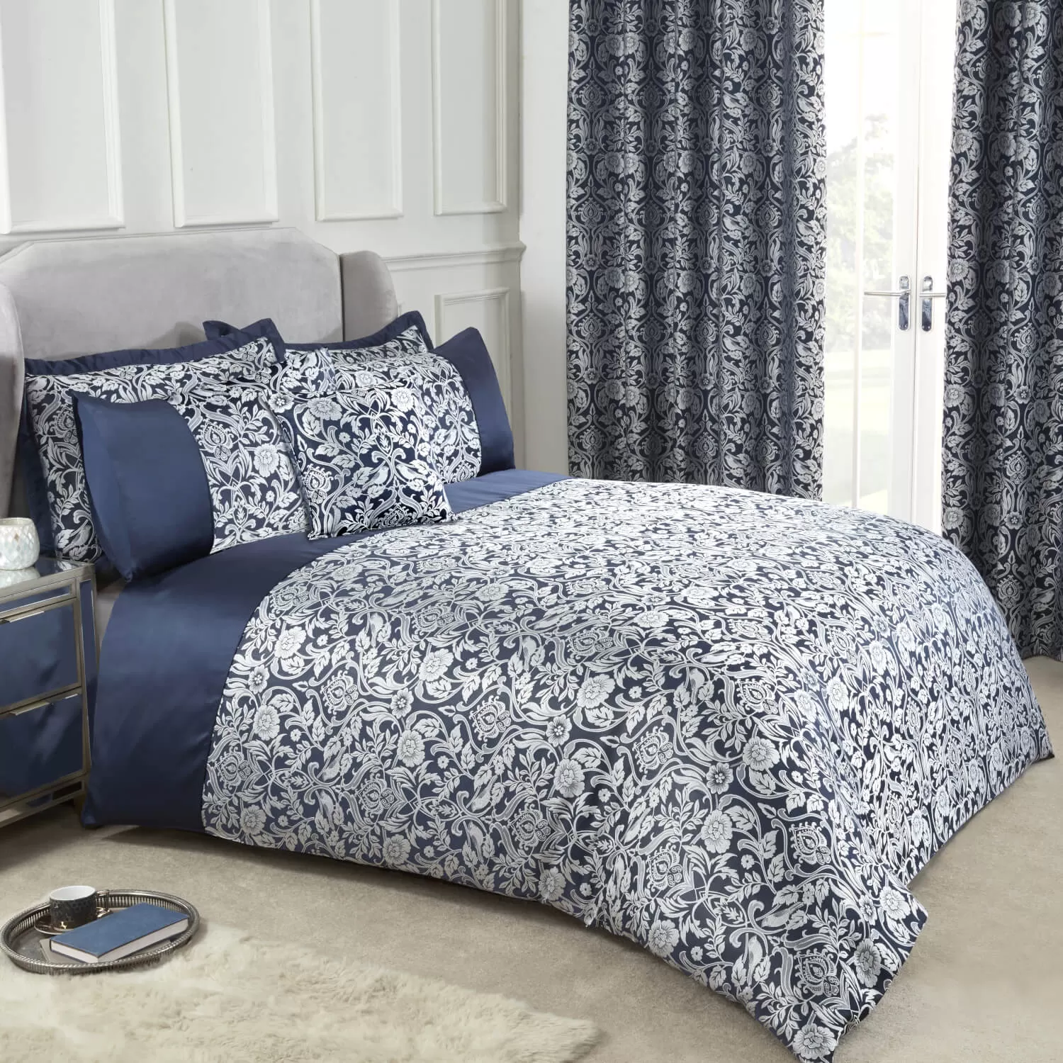 Embellished Jacquard Duvet Set - Navy