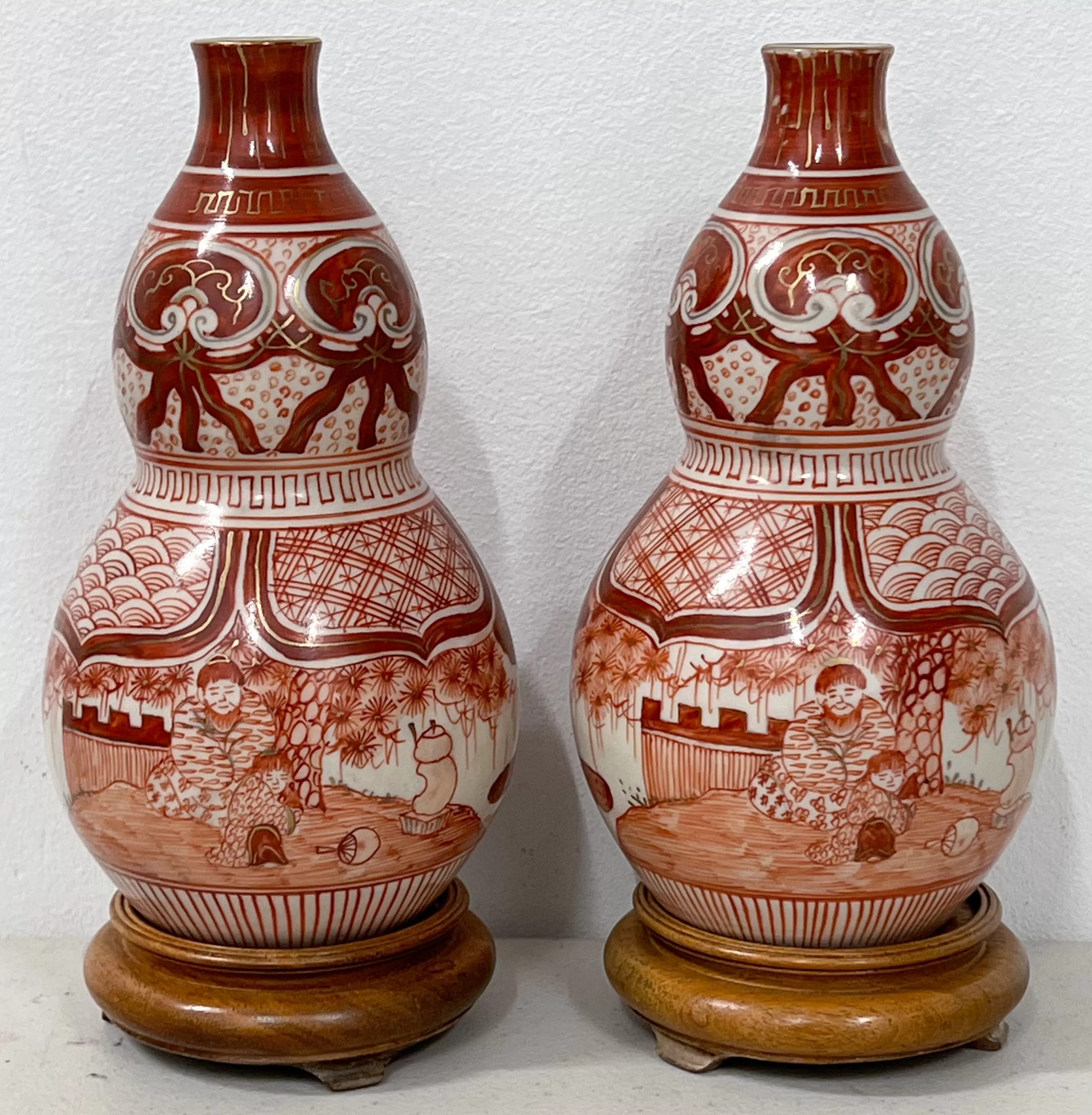 Japanese Kutani Double Gourd Vases, 19th C., Pair