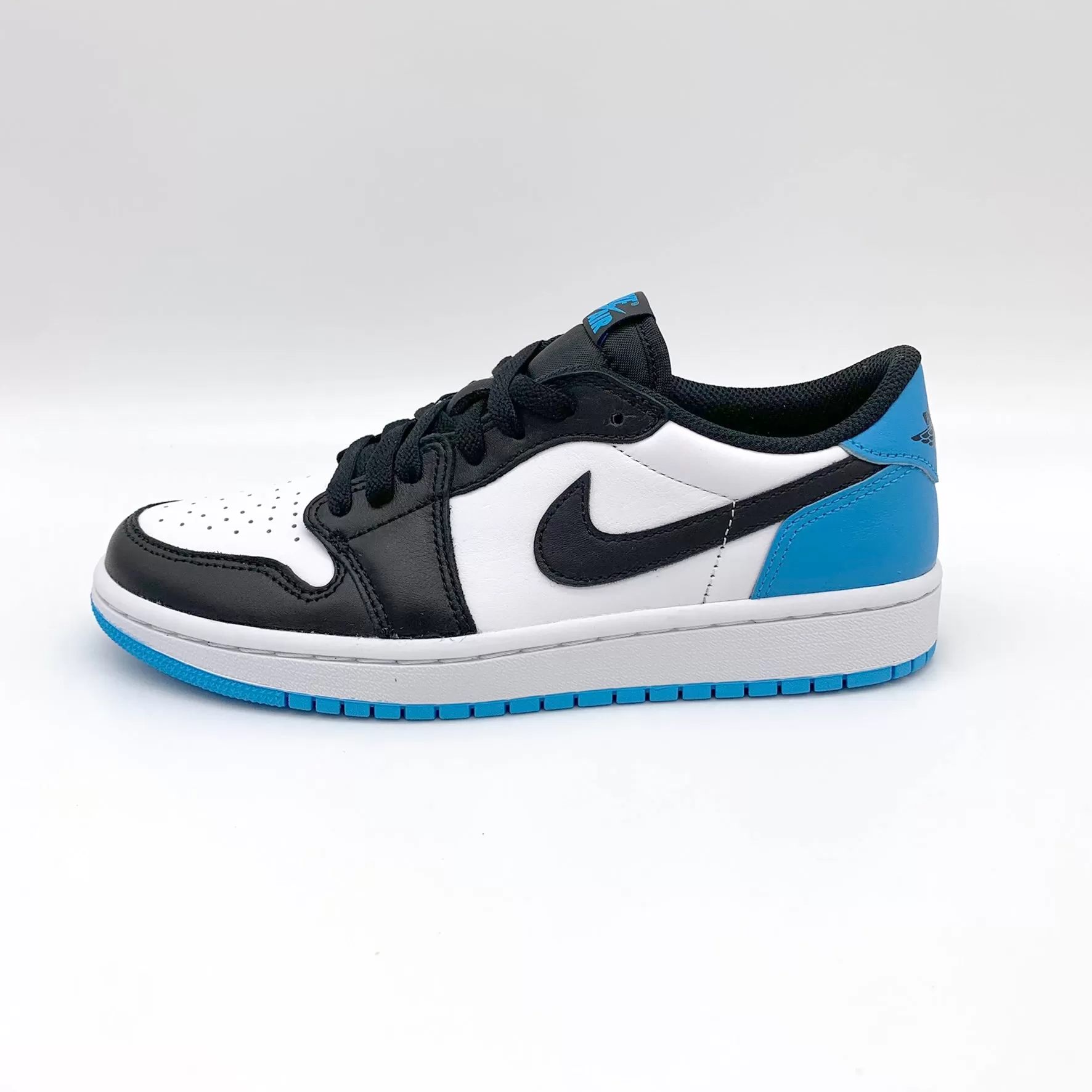 Jordan 1 Retro Low OG Black Dark Powder Blue