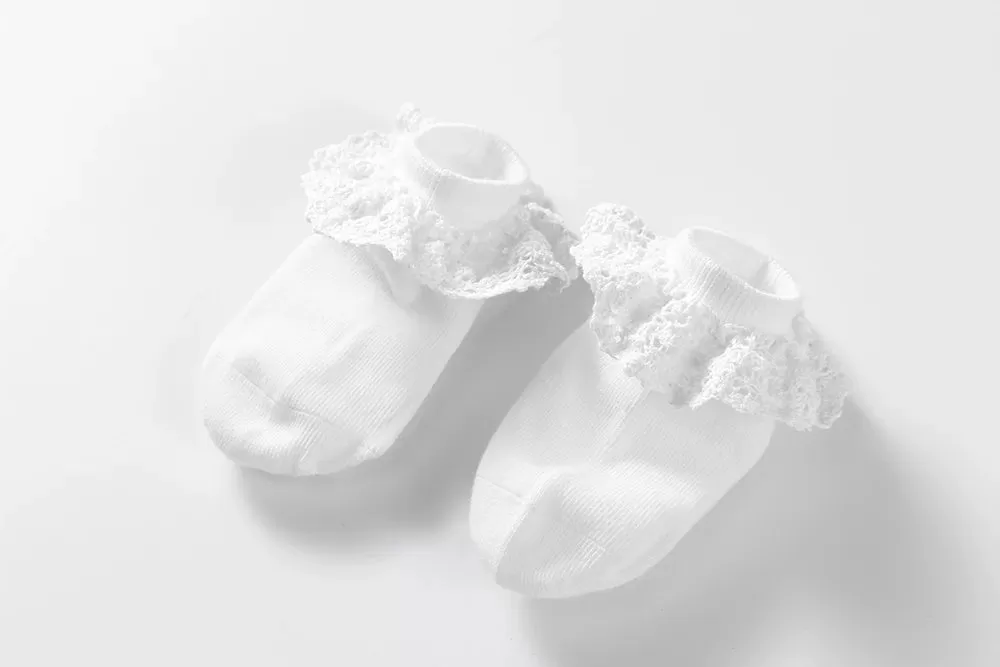 Ma Mer  Socks with Lace Frill - White