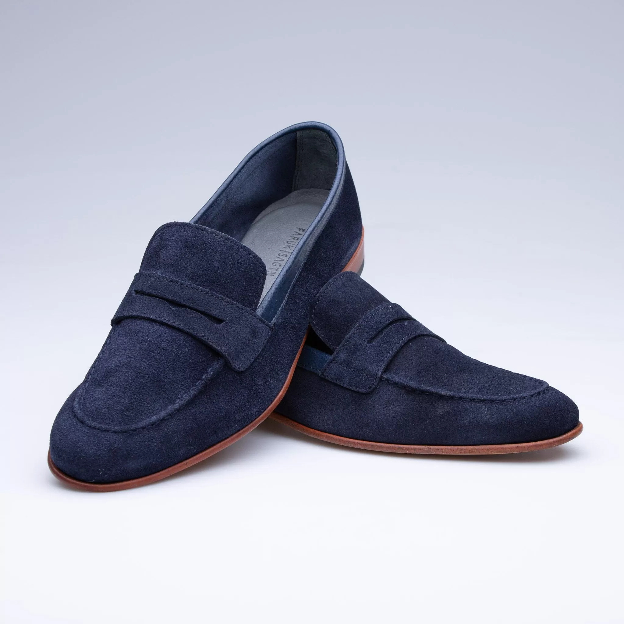 Navy Sarr Loafer Classic Shoes