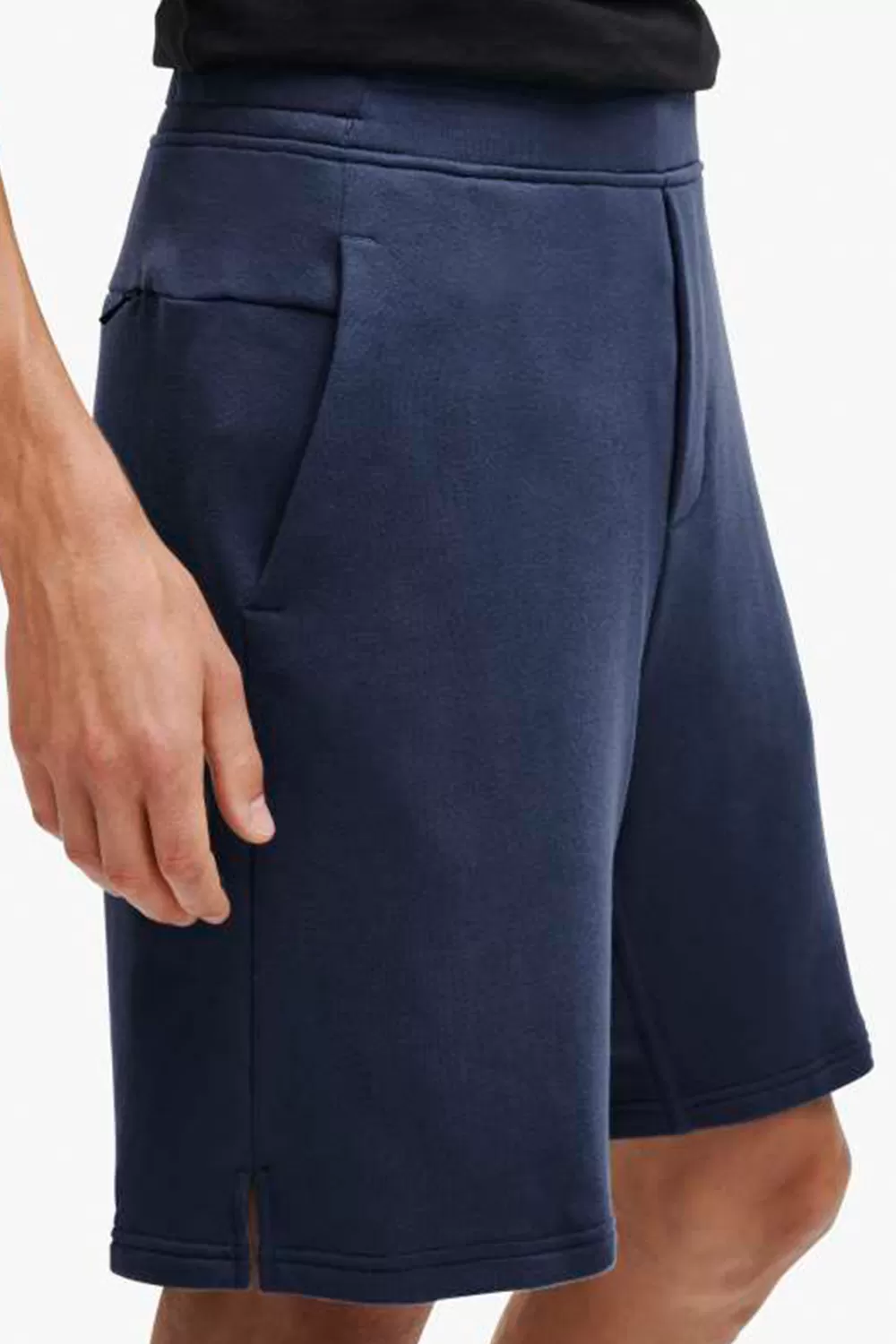 ON | Men's Sweat Shorts in Navy