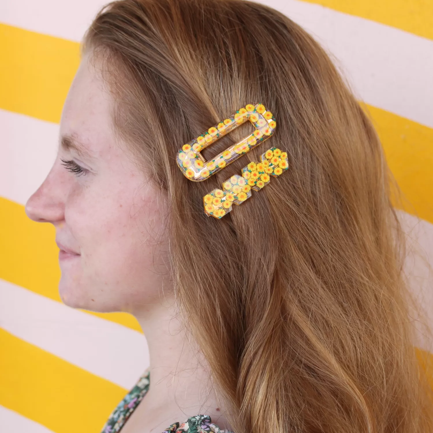 Yellow Daisy Coco Clip